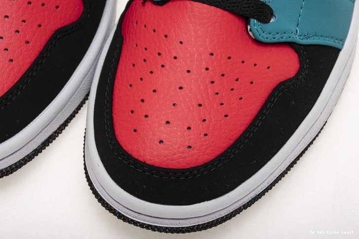 Multi-Color 1 Bred Jordan Mid 554724-125  1231